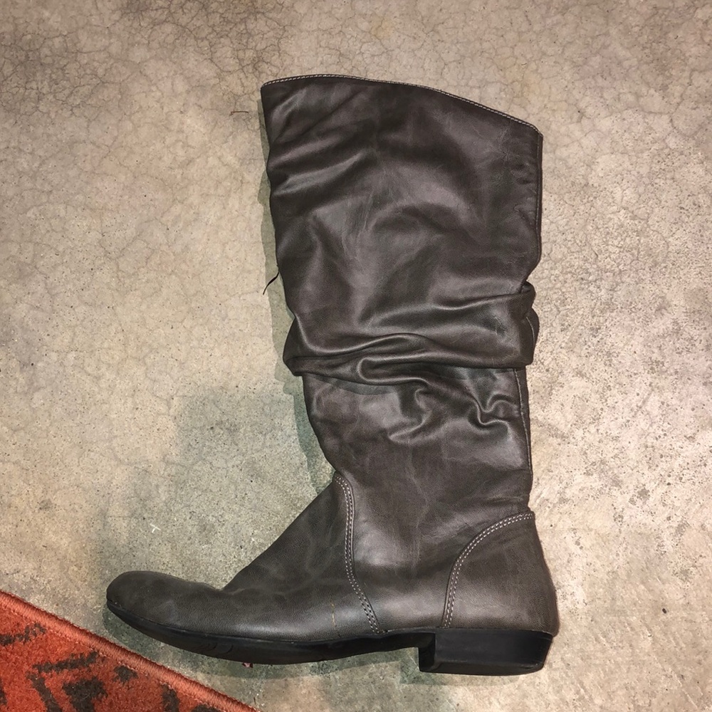 Calf high boots